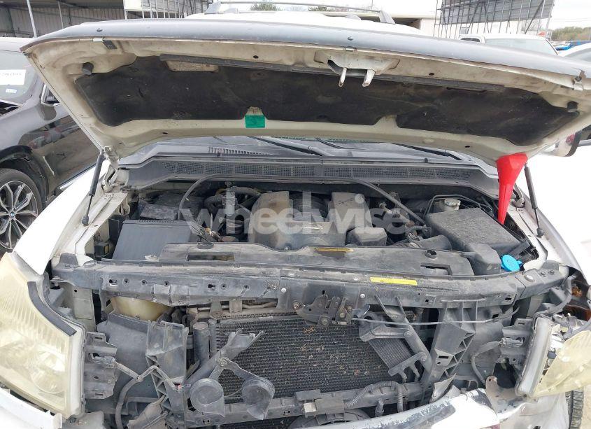 Photo 10 of 2005 Nissan Armada SE (VIN 5N1AA08A45N740266)