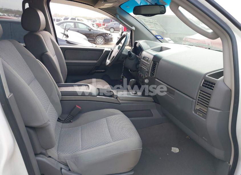 Photo 5 of 2005 Nissan Armada SE (VIN 5N1AA08A45N740266)