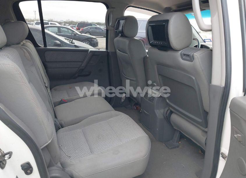 Photo 8 of 2005 Nissan Armada SE (VIN 5N1AA08A45N740266)