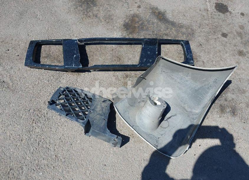 Photo 12 of 2005 Nissan Armada SE (VIN 5N1AA08A55N738994)