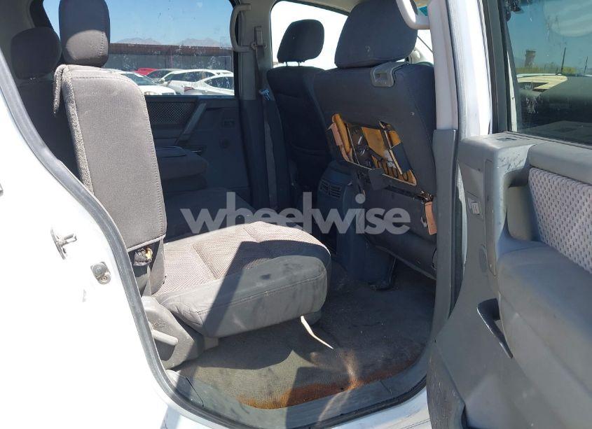 Photo 8 of 2005 Nissan Armada SE (VIN 5N1AA08A55N738994)