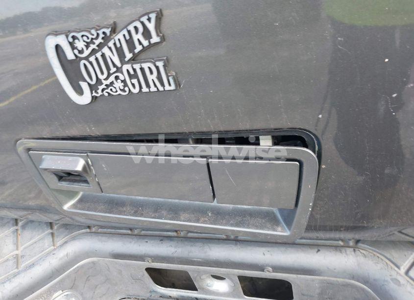 Photo 15 of 2005 Nissan Armada LE (VIN 5N1AA08A85N713572)