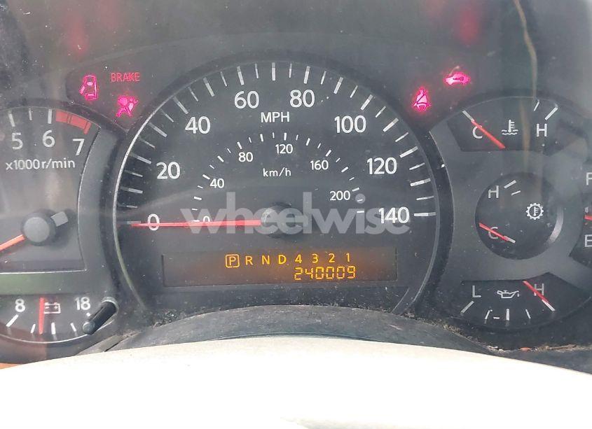 Photo 7 of 2005 Nissan Armada LE (VIN 5N1AA08A85N713572)