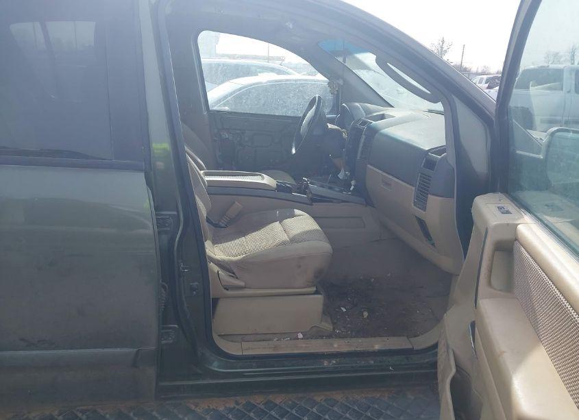 Photo 5 of 2005 Nissan Armada SE (VIN 5N1AA08AX5N715128)