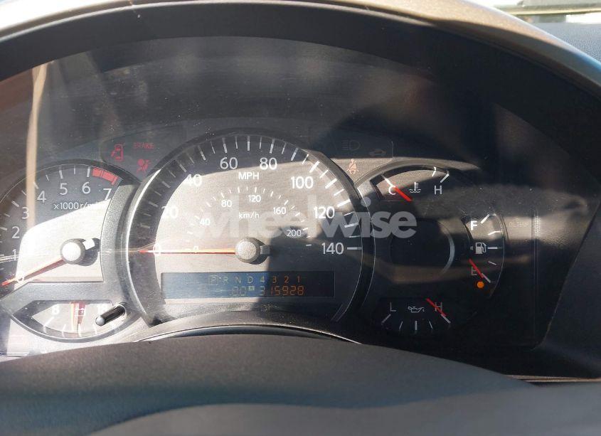 Photo 7 of 2005 Nissan Armada SE (VIN 5N1AA08AX5N719566)