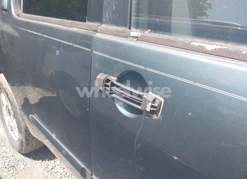 Photo 13 of 2005 Nissan Armada SE (VIN 5N1AA08B05N705197)