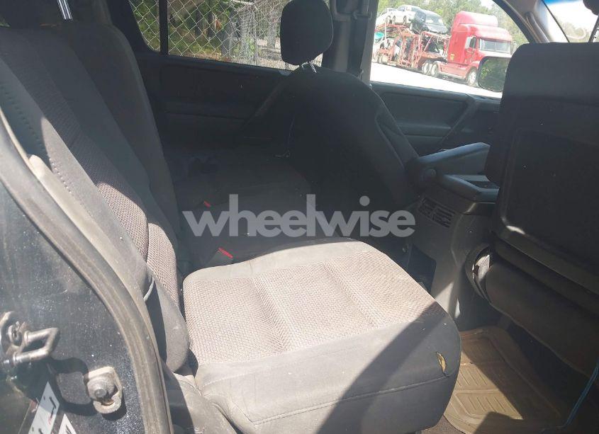 Photo 8 of 2005 Nissan Armada SE (VIN 5N1AA08B05N705197)