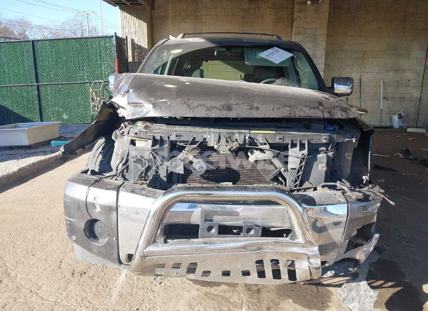 Photo 6 of 2005 Nissan Armada SE (VIN 5N1AA08B45N715327)