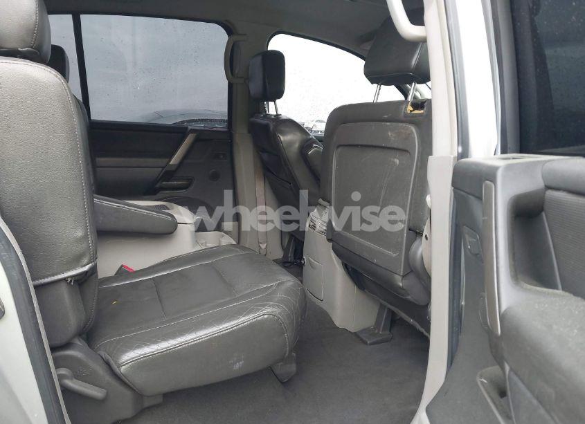 Photo 8 of 2004 Nissan Pathfinder ARMADA LE (VIN 5N1AA08B74N706216)