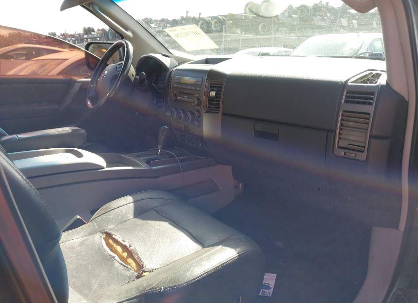 Photo 5 of 2004 Nissan Pathfinder ARMADA SE (VIN 5N1AA08B94N704726)