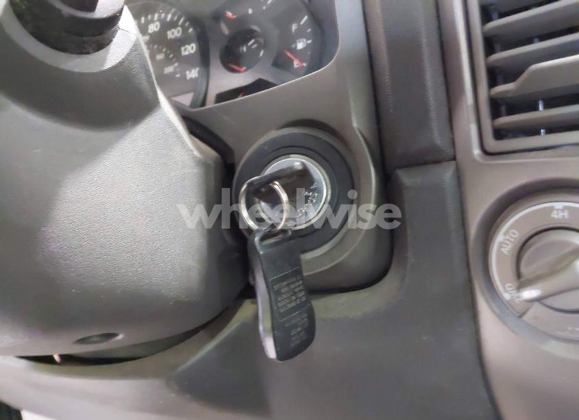 Photo 11 of 2005 Nissan Armada LE (VIN 5N1AA08B95N701682)