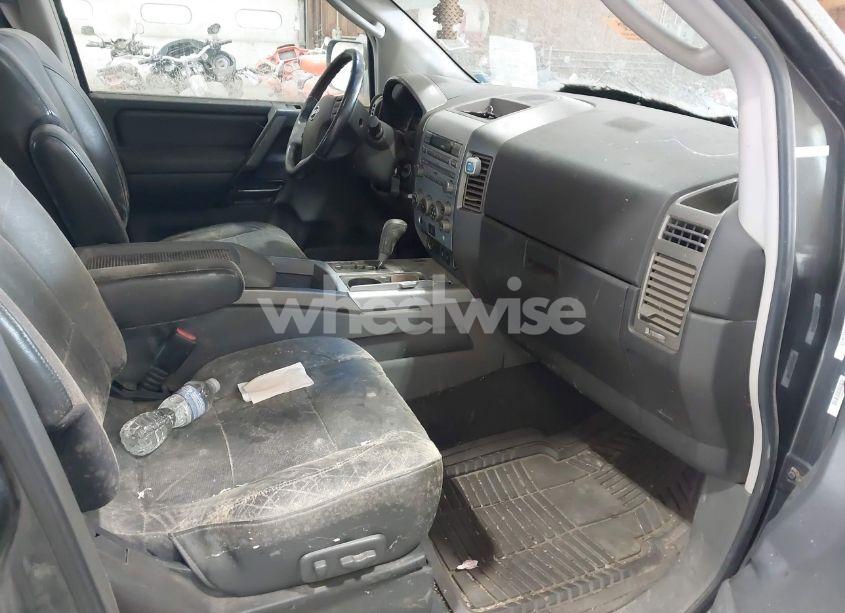 Photo 5 of 2005 Nissan Armada LE (VIN 5N1AA08B95N701682)