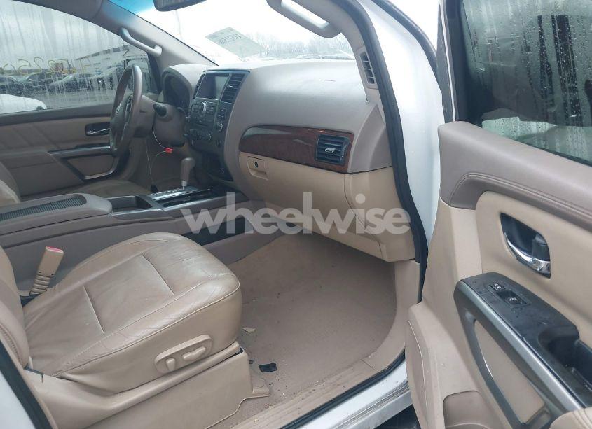 Photo 5 of 2015 Nissan Armada SL (VIN 5N1AA0NC2FN616326)