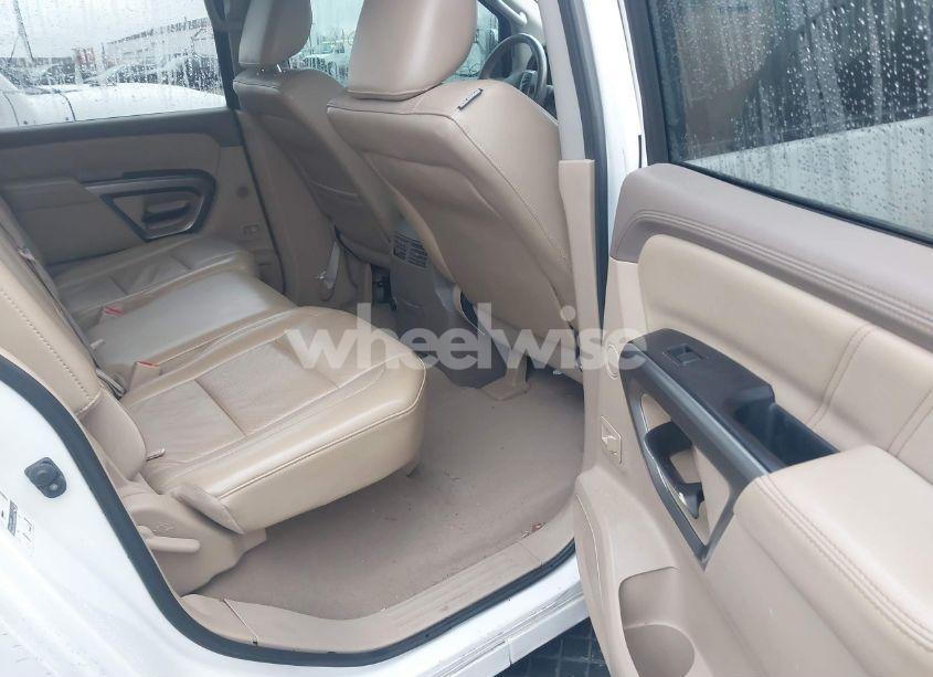 Photo 8 of 2015 Nissan Armada SL (VIN 5N1AA0NC2FN616326)