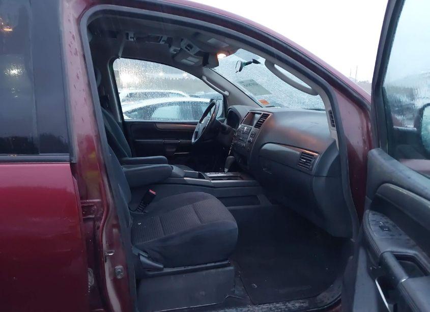 Photo 5 of 2010 Nissan Armada SE (VIN 5N1AA0NC4AN608351)