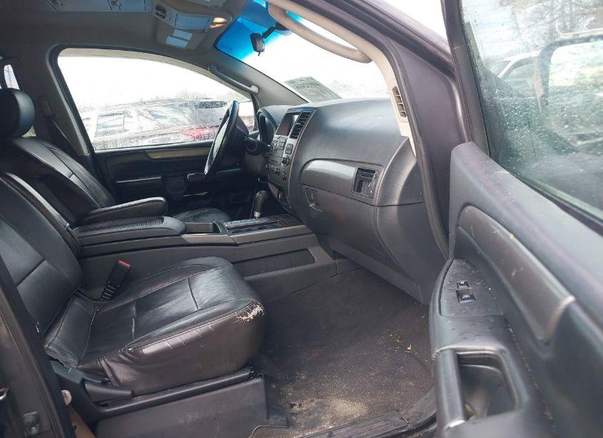 Photo 5 of 2010 Nissan Armada SE (VIN 5N1AA0ND0AN600692)