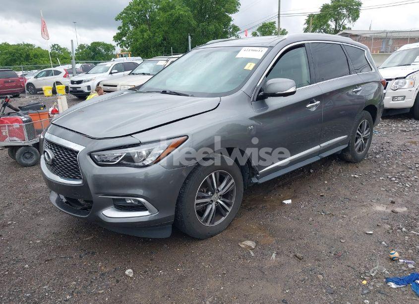 Photo 2 of 2016 Infiniti Qx60 (VIN 5N1AL0MM1GC502349)