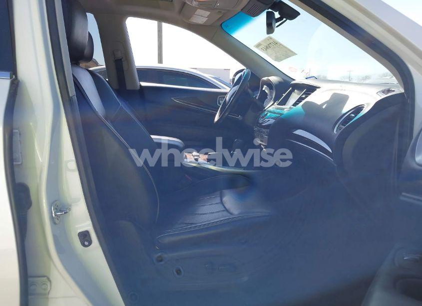 Photo 5 of 2015 Infiniti Qx60 N/A (VIN 5N1AL0MN0FC542915)