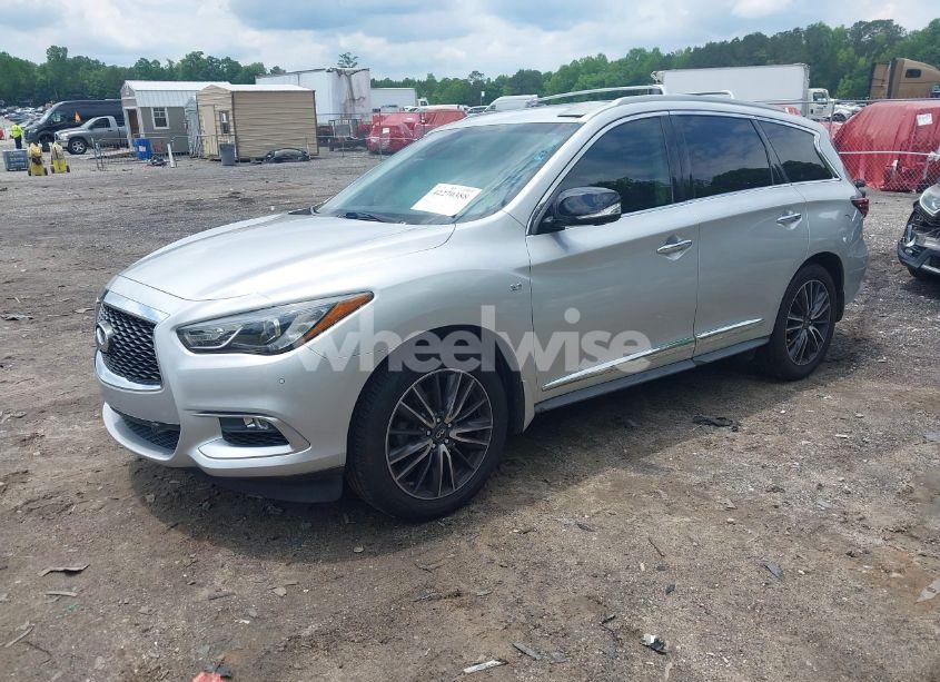 Photo 2 of 2016 Infiniti Qx60 (VIN 5N1AL0MN4GC513418)