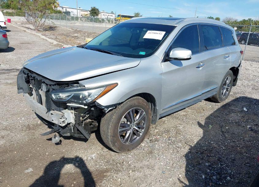 Photo 2 of 2016 Infiniti Qx60 (VIN 5N1AL0MN6GC510732)