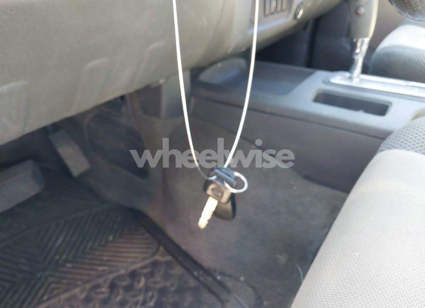 Photo 11 of 2005 Nissan Xterra SE (VIN 5N1AN08UX5C610731)