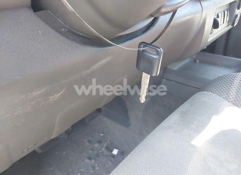 Photo 11 of 2006 Nissan Xterra S (VIN 5N1AN08W66C520382)