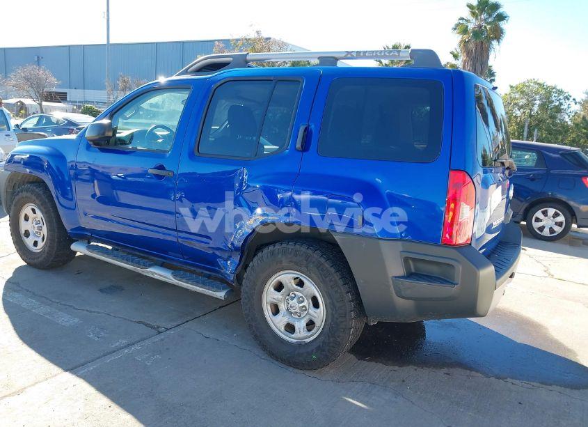 Photo 3 of 2015 Nissan Xterra X (VIN 5N1AN0NU5FN666764)