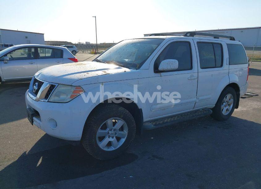 Photo 2 of 2008 Nissan Pathfinder SE (VIN 5N1AR18B18C622019)