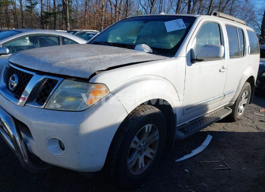 Photo 2 of 2008 Nissan Pathfinder LE (VIN 5N1AR18B18C631982)