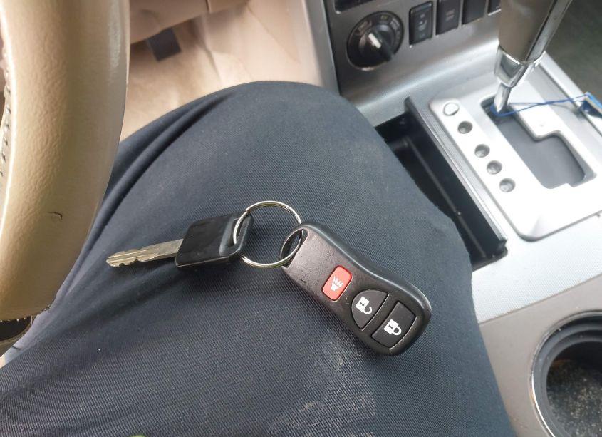 Photo 11 of 2008 Nissan Pathfinder SE (VIN 5N1AR18B78C648253)