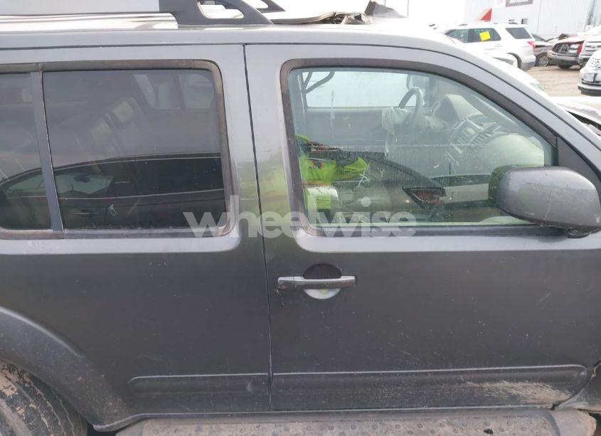 Photo 13 of 2005 Nissan Pathfinder LE (VIN 5N1AR18U05C707611)