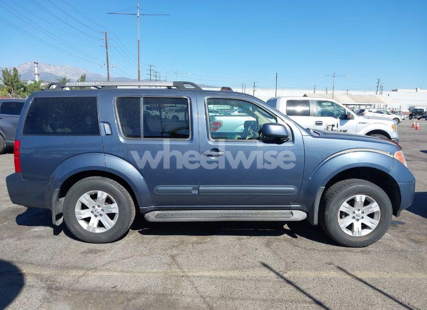 Photo 13 of 2005 Nissan Pathfinder LE (VIN 5N1AR18U05C741080)