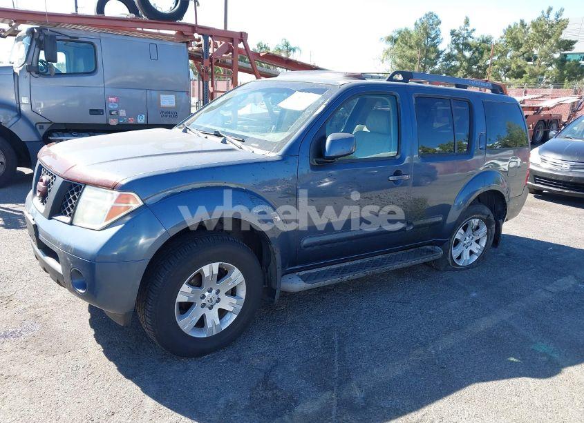 Photo 2 of 2005 Nissan Pathfinder LE (VIN 5N1AR18U05C741080)