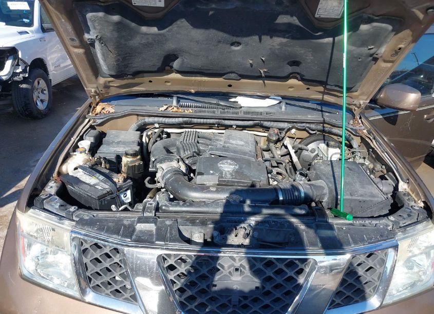 Photo 10 of 2005 Nissan Pathfinder SE (VIN 5N1AR18U15C715426)