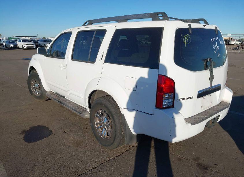Photo 3 of 2005 Nissan Pathfinder SE (VIN 5N1AR18U25C703530)