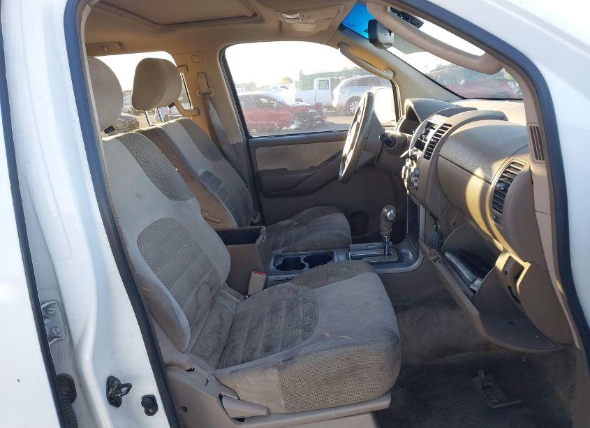 Photo 5 of 2005 Nissan Pathfinder SE (VIN 5N1AR18U25C703530)