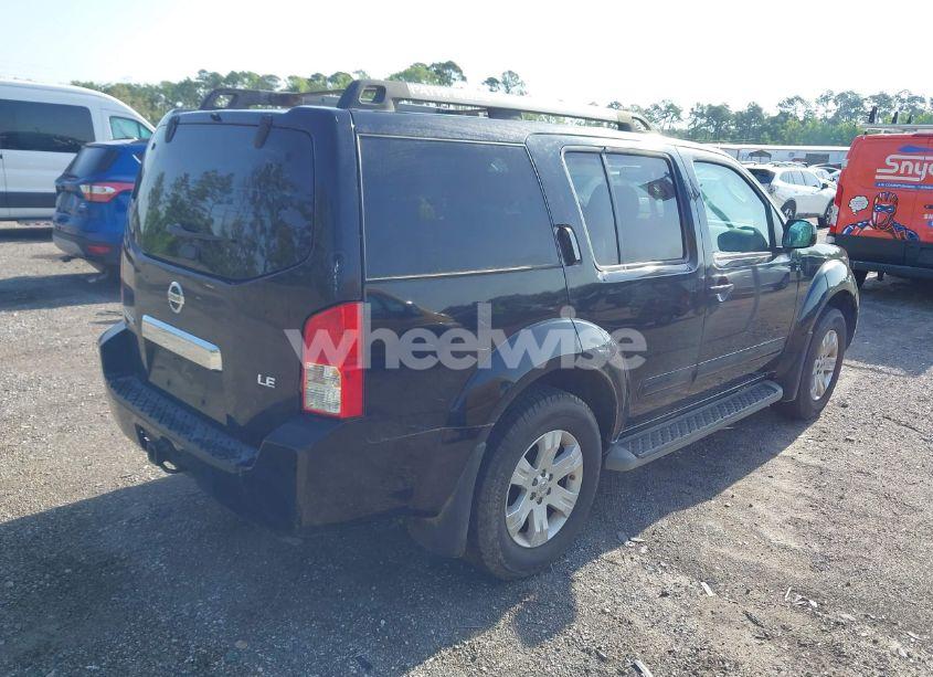 Photo 4 of 2005 Nissan Pathfinder LE (VIN 5N1AR18U25C729688)