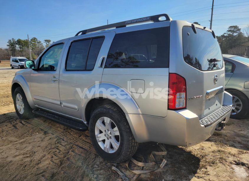 Photo 3 of 2006 Nissan Pathfinder (VIN 5N1AR18U46C627598)