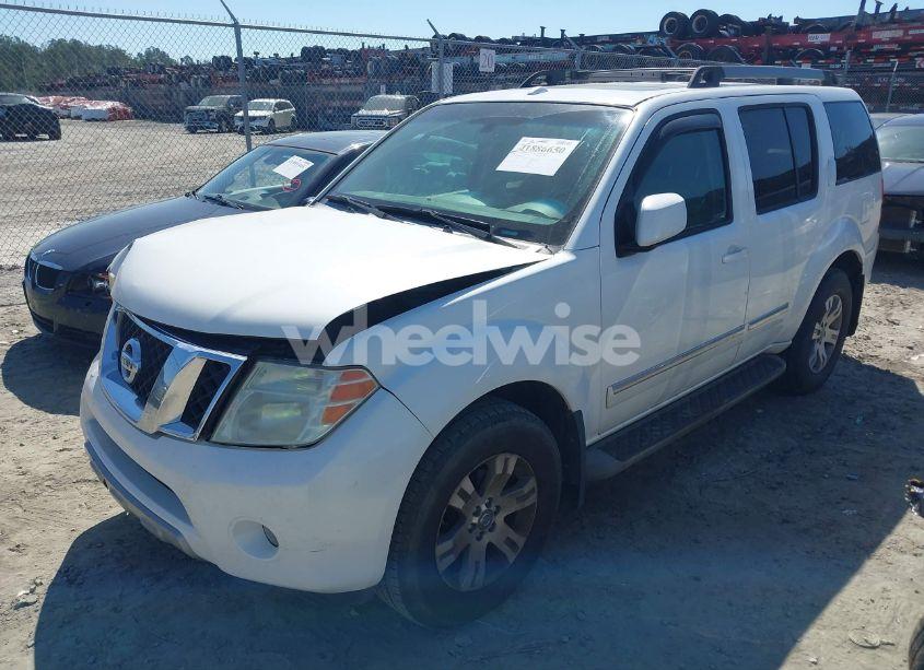 Photo 2 of 2008 Nissan Pathfinder LE (VIN 5N1AR18U58C626401)