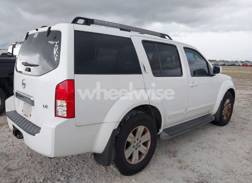 Photo 4 of 2005 Nissan Pathfinder LE (VIN 5N1AR18U85C709476)