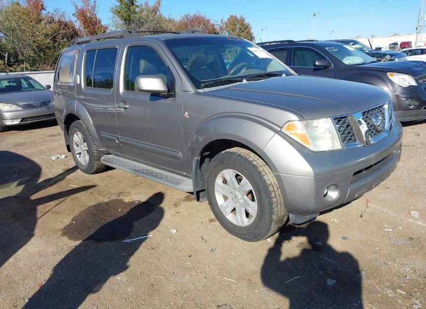 2006 Nissan Pathfinder LE (VIN 5N1AR18U86C680272) main photo