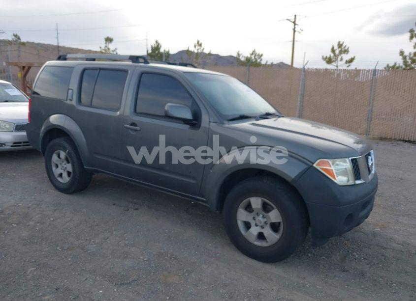 2005 Nissan Pathfinder SE (VIN 5N1AR18U95C728005) main photo