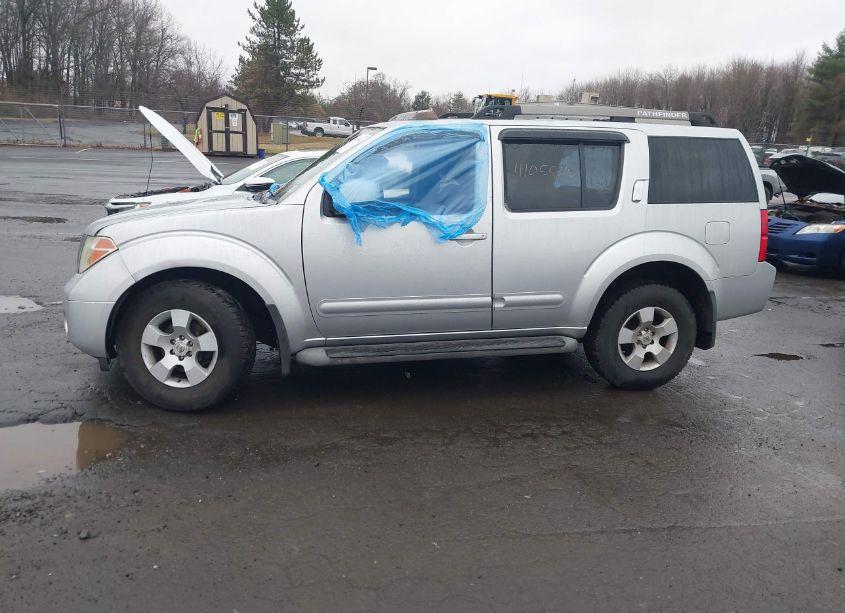 Photo 14 of 2005 Nissan Pathfinder SE (VIN 5N1AR18U95C752837)