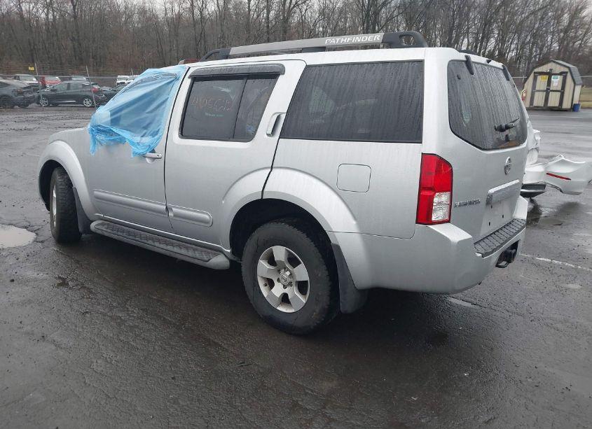 Photo 3 of 2005 Nissan Pathfinder SE (VIN 5N1AR18U95C752837)