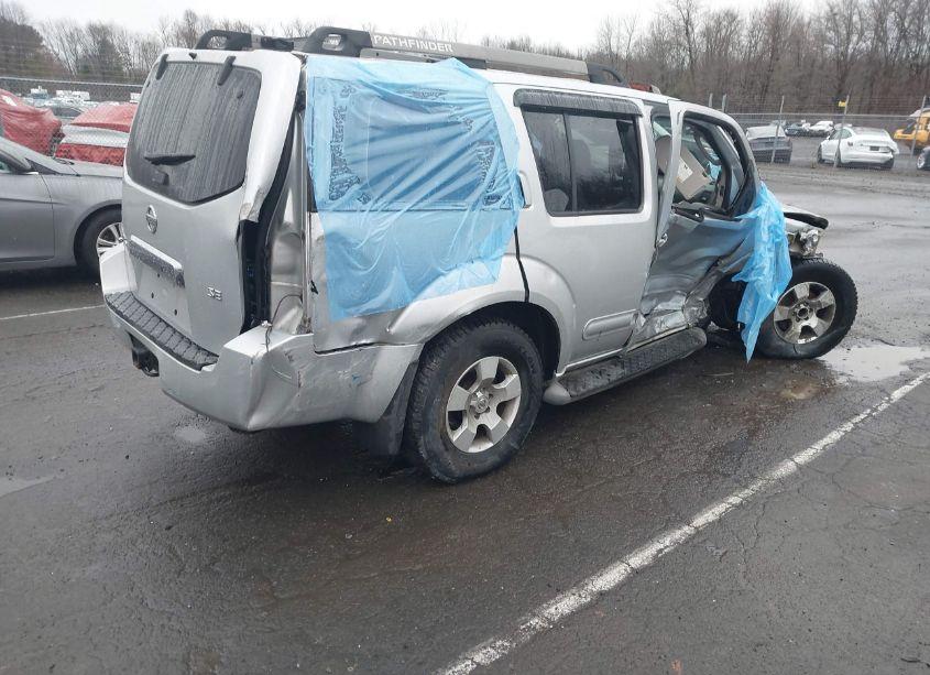 Photo 4 of 2005 Nissan Pathfinder SE (VIN 5N1AR18U95C752837)