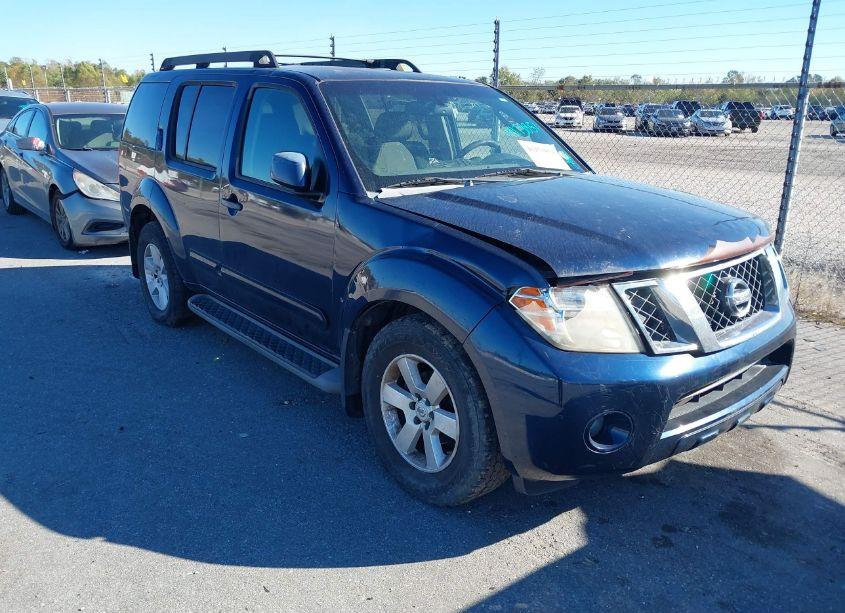 2008 Nissan Pathfinder SE (VIN 5N1AR18U98C637336) main photo