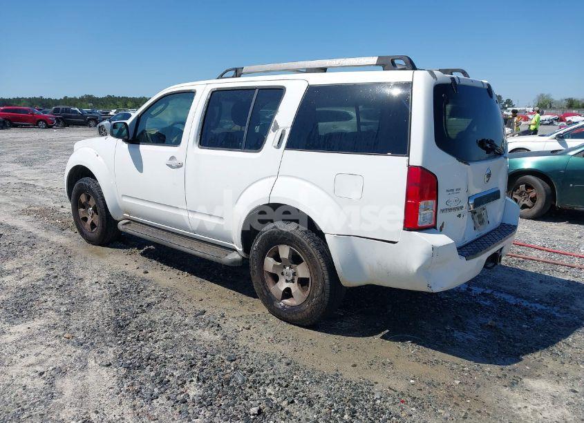 Photo 3 of 2005 Nissan Pathfinder SE (VIN 5N1AR18UX5C777164)