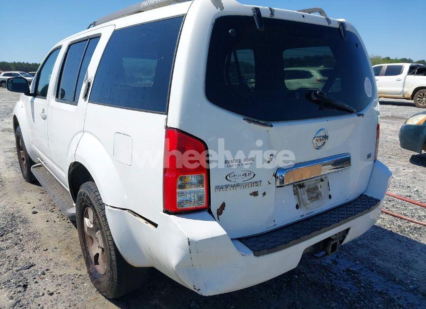 Photo 6 of 2005 Nissan Pathfinder SE (VIN 5N1AR18UX5C777164)