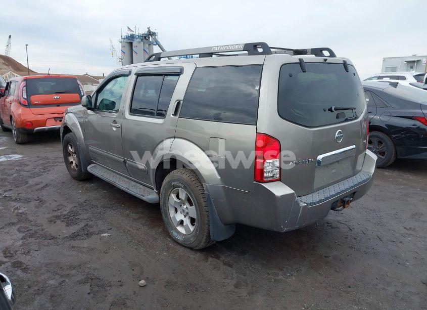 Photo 3 of 2005 Nissan Pathfinder SE (VIN 5N1AR18W45C732058)