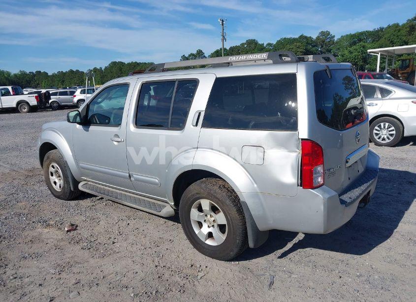 Photo 3 of 2005 Nissan Pathfinder SE (VIN 5N1AR18W45C750351)